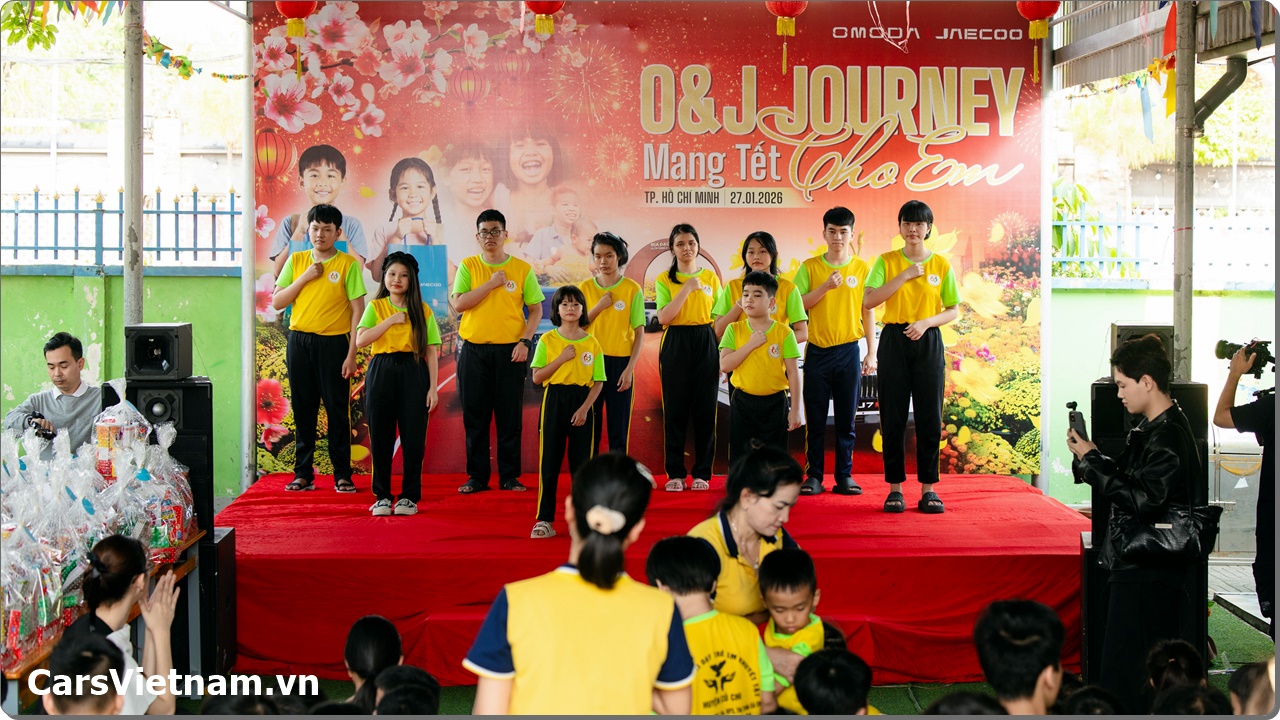 Omoda & Jaecoo Việt Nam “Mang Tết Cho Em" về Trường Nuôi dạy Trẻ em Khuyết tật Củ Chi 11 Omoda Jaecoo Viet Nam Mang Tet Cho Em ve Truong Nuoi day Tre em Khuyet tat Cu Chi 32