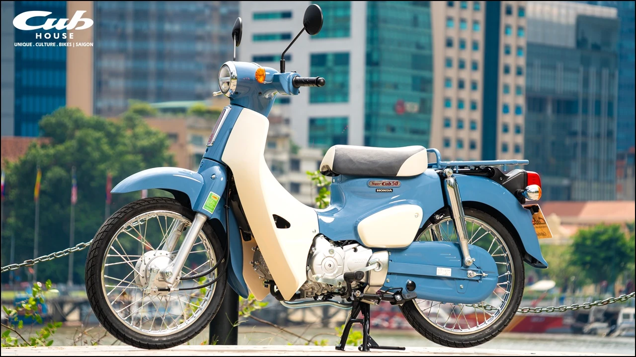 Giao xe, khui thùng Honda Super Cub 50 Final Edition nhập Nhật tại Quận 11 2 Honda Super Cub 50 Final Edition Nhật Bản
