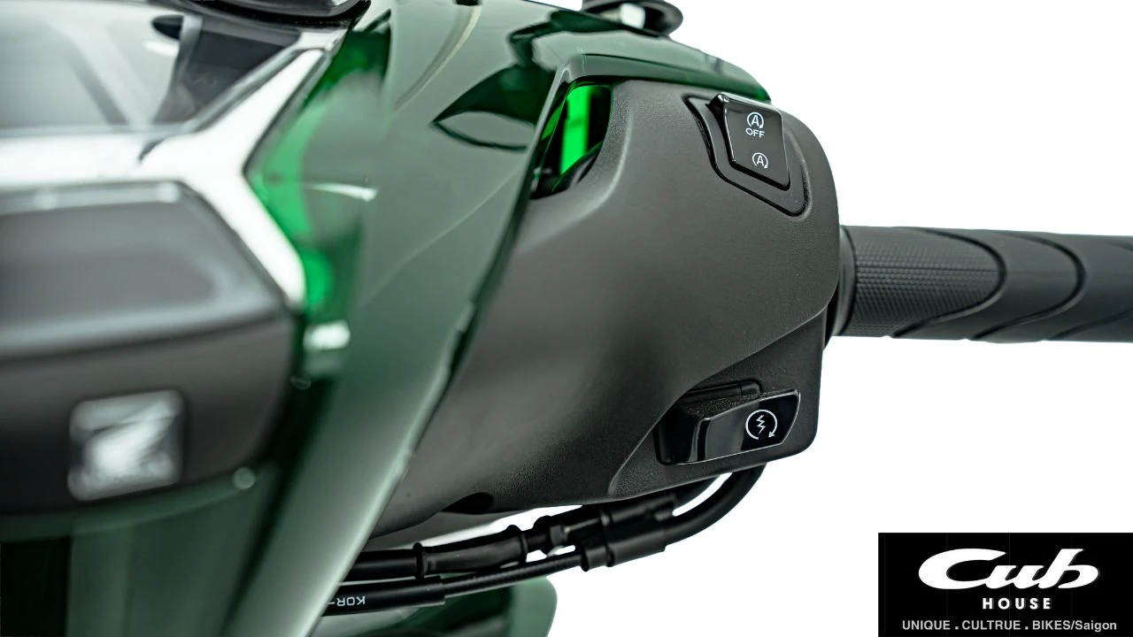 honda-sh-y-150i-super-vetro-2in1-tam-doc (8) Honda SH Ý 150i Super Vetro 2in1 “Tam Độc” – Độc đáo, độc quyền, độc nhất vô nhị