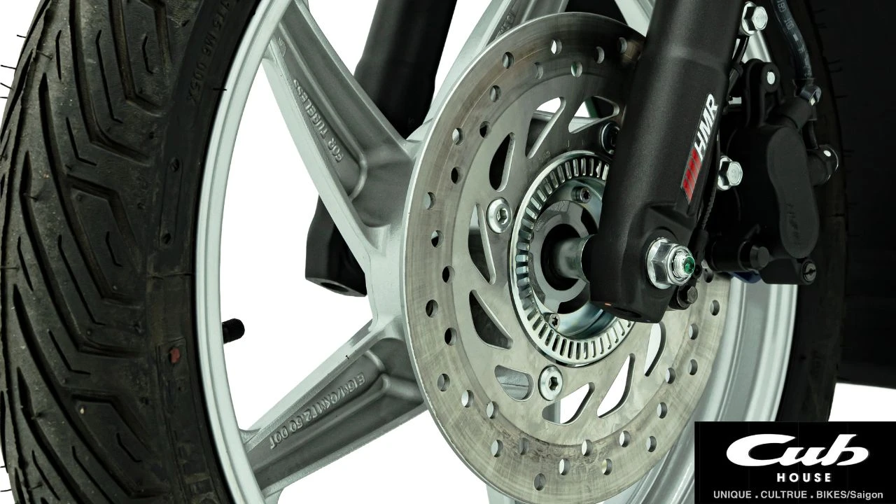 Honda SH150i Italy Super Vetro 2 in 1 – Phiên bản giới hạn 200 chiếc 37 Honda SH Ý 150i Super Vetro 2in1 “Tam Độc” – Độc đáo, độc quyền, độc nhất vô nhị