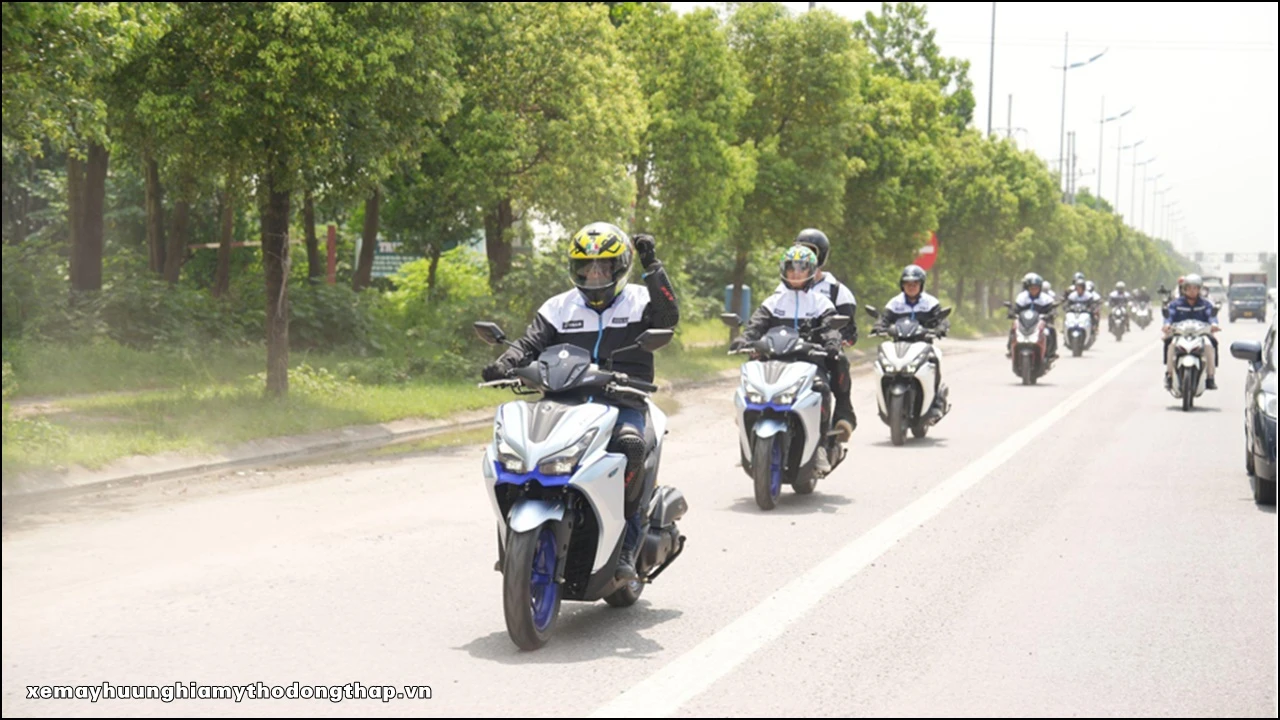 Yamaha NVX 7 Yamaha NVX 1
