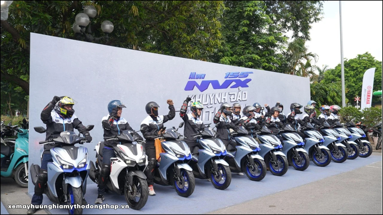 Yamaha NVX 6 Yamaha NVX 2