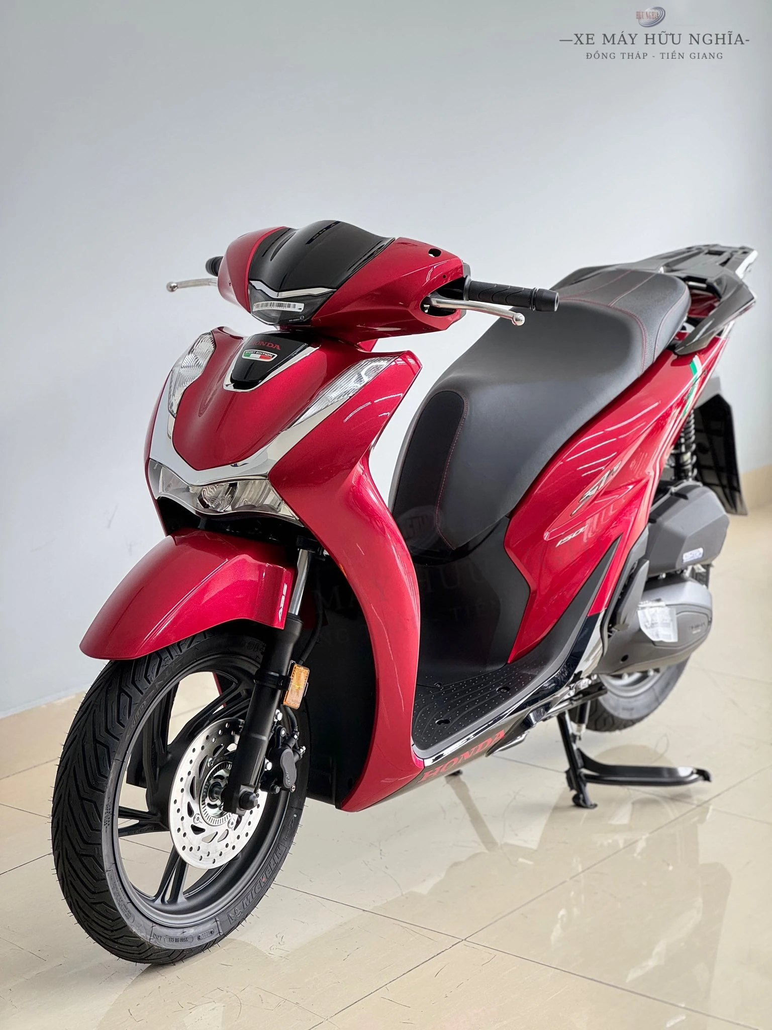 Honda SH150i Italy màu Đỏ Corsa chính thức cập bến tại Hữu Nghĩa 1 Honda SH150i Italy mau Do Corsa chinh thuc cap ben tai Huu Nghia 5