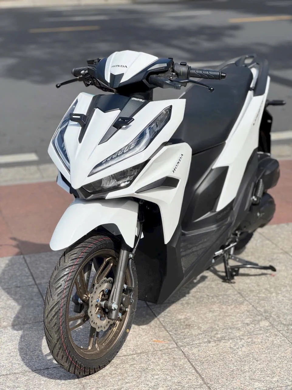 Honda Vario 125 nhập khẩu chính hãng về kịp Tết 2026 tại Xe Máy Nhập Khẩu Hữu Nghĩa 2 Honda Vario 125 nhap khau chinh hang ve kip Tet 2026 tai Xe May Nhap Khau Huu Nghia 1