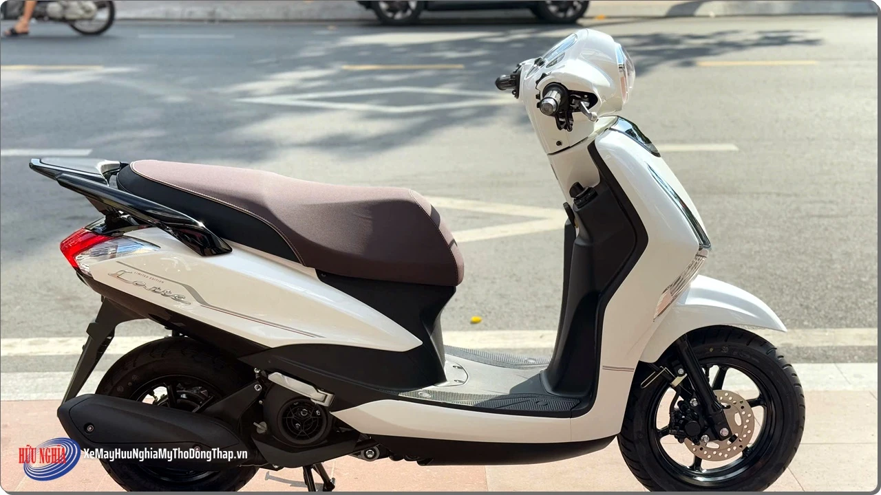 Yamaha Latte tem mới 2026 - chạm rất đúng vào nhu cầu thực tế và cảm xúc của khách hàng nữ 6 Yamaha Latte tem moi 2026 cham rat dung vao nhu cau thuc te va cam xuc cua khach hang nu 7