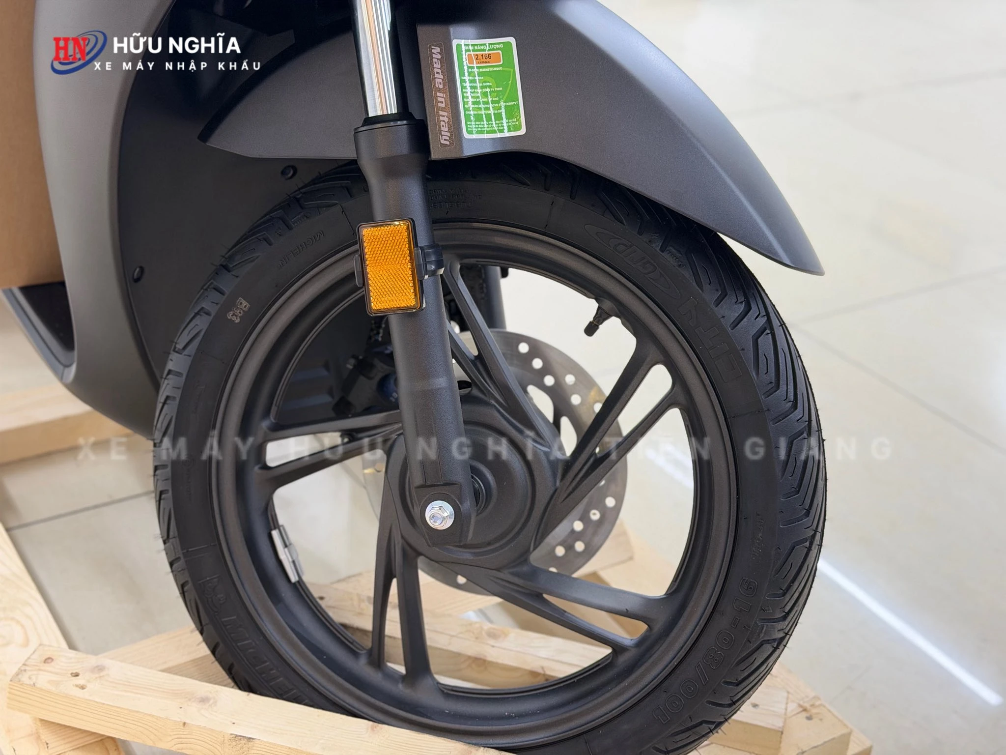 Honda SH Ý 150i Sporty màu đen (4) Honda SH Y 150i Sporty mau den 4