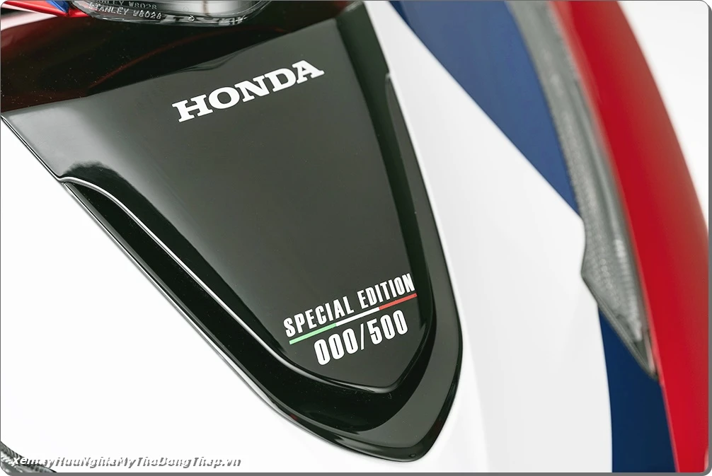 Honda SH150i Special Edition HRC 11 Honda SH150i Special Edition HRC XE MAY HUU NGHIA 4
