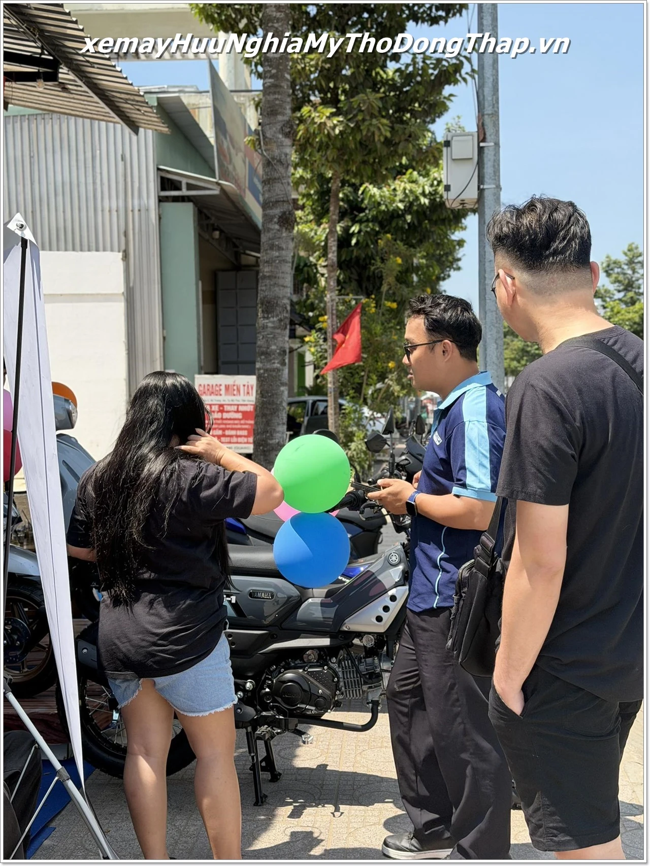 Lái thử và trải nghiệm xe tay ga Yamaha Gear 125 Hybrid do Yamaha Hữu Nghĩa tổ chức tại quán Góc Đen Đá 8 Lai thu va trai nghiem xe tay ga Yamaha Gear 125 Hybrid do Yamaha Huu Nghia to chuc tai quan Goc Den Da 10