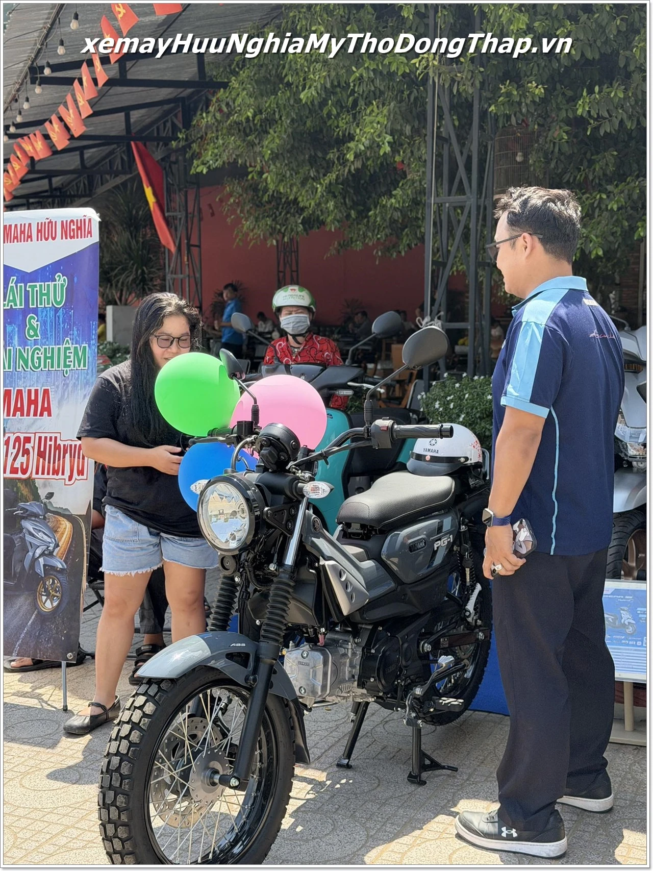 Lái thử và trải nghiệm xe tay ga Yamaha Gear 125 Hybrid do Yamaha Hữu Nghĩa tổ chức tại quán Góc Đen Đá 11 Lai thu va trai nghiem xe tay ga Yamaha Gear 125 Hybrid do Yamaha Huu Nghia to chuc tai quan Goc Den Da 2