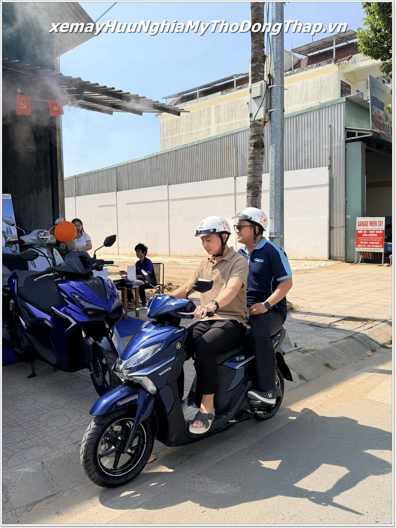 Lái thử và trải nghiệm xe tay ga Yamaha Gear 125 Hybrid do Yamaha Hữu Nghĩa tổ chức tại quán Góc Đen Đá 6 Lai thu va trai nghiem xe tay ga Yamaha Gear 125 Hybrid do Yamaha Huu Nghia to chuc tai quan Goc Den Da 7