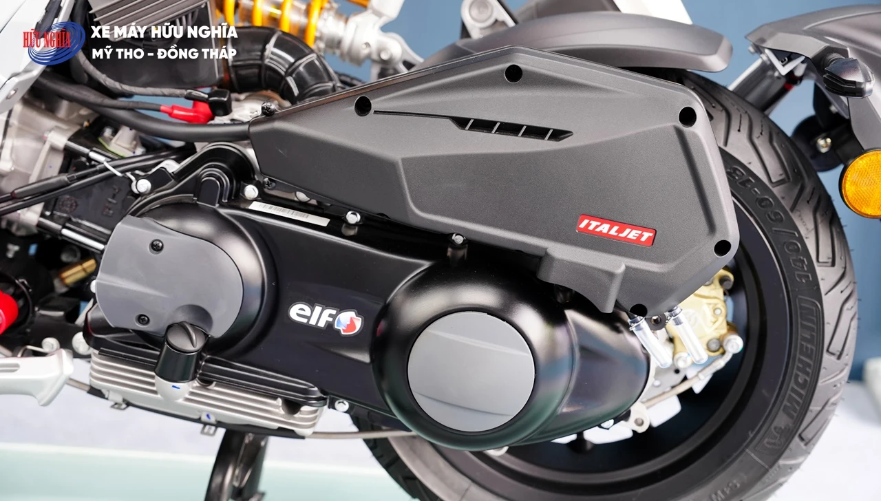 Italjet Dragster 300 Gresini Edition 34 Italjet Dragster 300 Gresini Edition xe may Huu Nghia My Tho Dong Thap 4