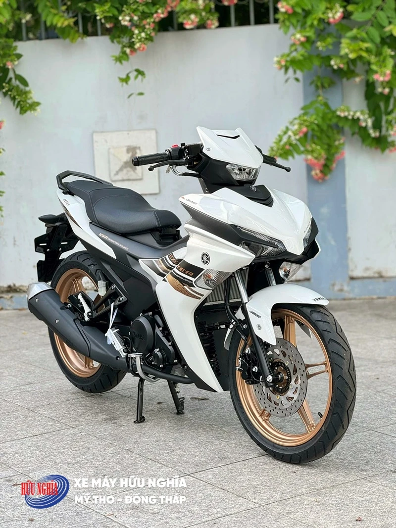 Yamaha Exciter 155 ABS đã cập bến Yamaha Town Hữu Nghĩa – full màu, sẵn xe, giá tốt hôm nay 3 Yamaha Exciter 155 ABS da cap ben Yamaha Town Huu Nghia %E2%80%93 full mau san xe gia tot hom nay 4