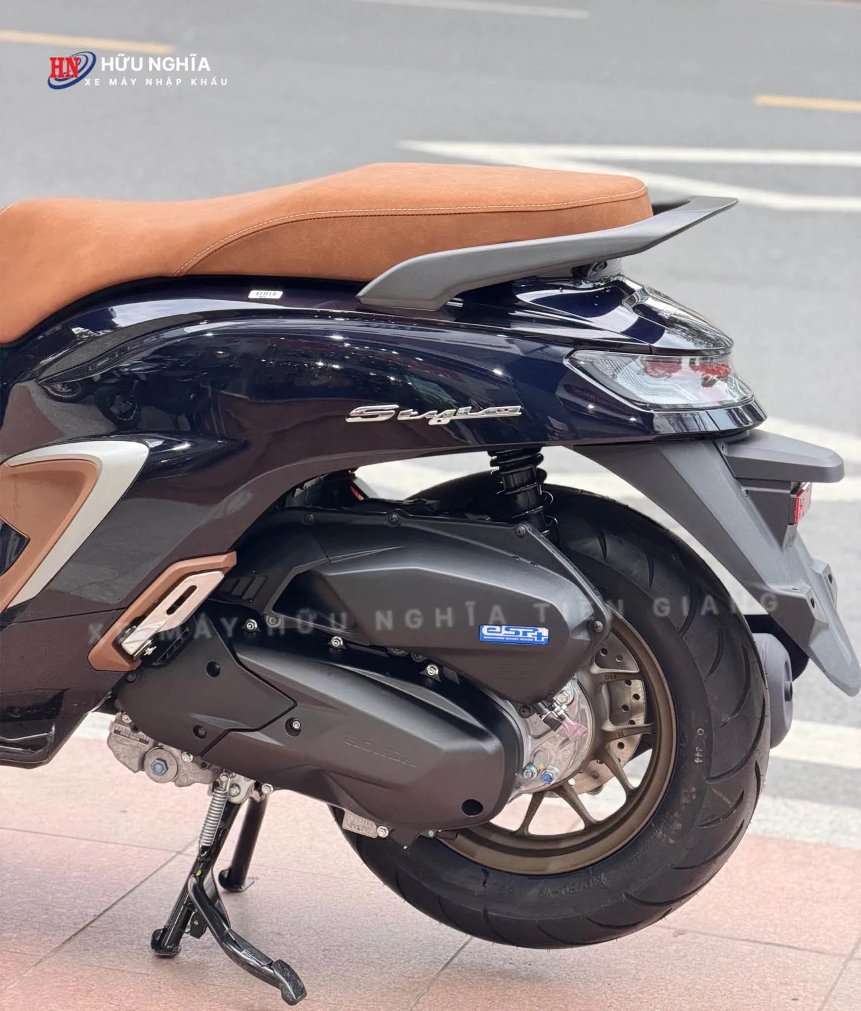 Honda Stylo 160 ABS Xanh Royal 2026 – xe tay ga nhập Indonesia dành cho người thích đẹp, mạnh và khác biệt 5 Honda Stylo 160 ABS Xanh Royal 2026 %E2%80%93 xe tay ga nhap Indonesia danh cho nguoi thich dep manh va khac biet 2