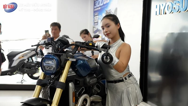 Hyosung GV350X 15 Hyosung GV350X xe may Huu Nghia My Tho Dong Thap 6