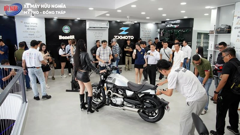 Hyosung GV350X 13 Hyosung GV350X xe may Huu Nghia My Tho Dong Thap 9