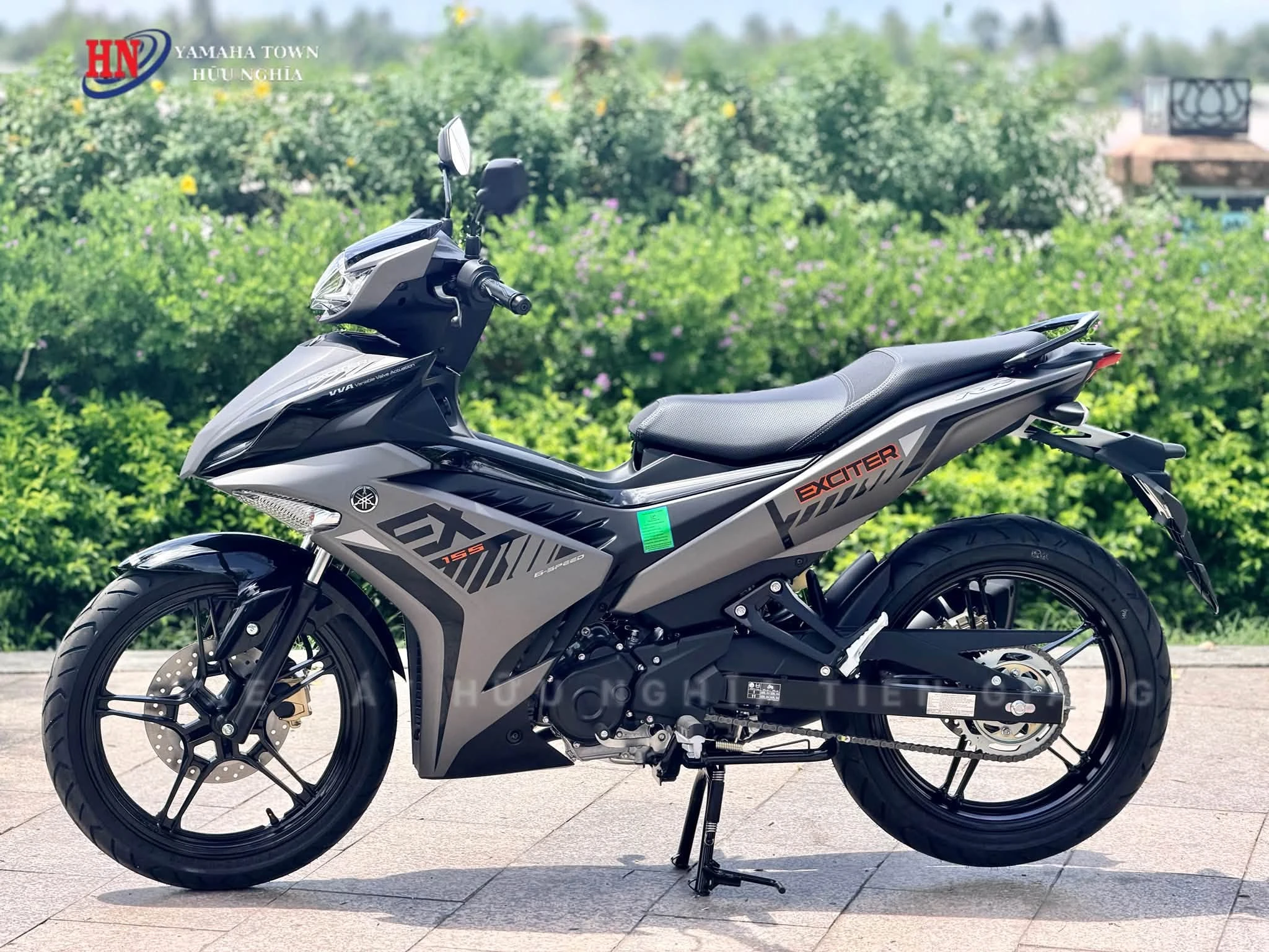 Yamaha Exciter 155 VVA 2026 màu xám nhám đang là một trong những lựa chọn đáng chú ý 4 Yamaha Exciter 155 VVA 2026 mau xam nham dang la mot trong nhung lua chon dang chu y 1