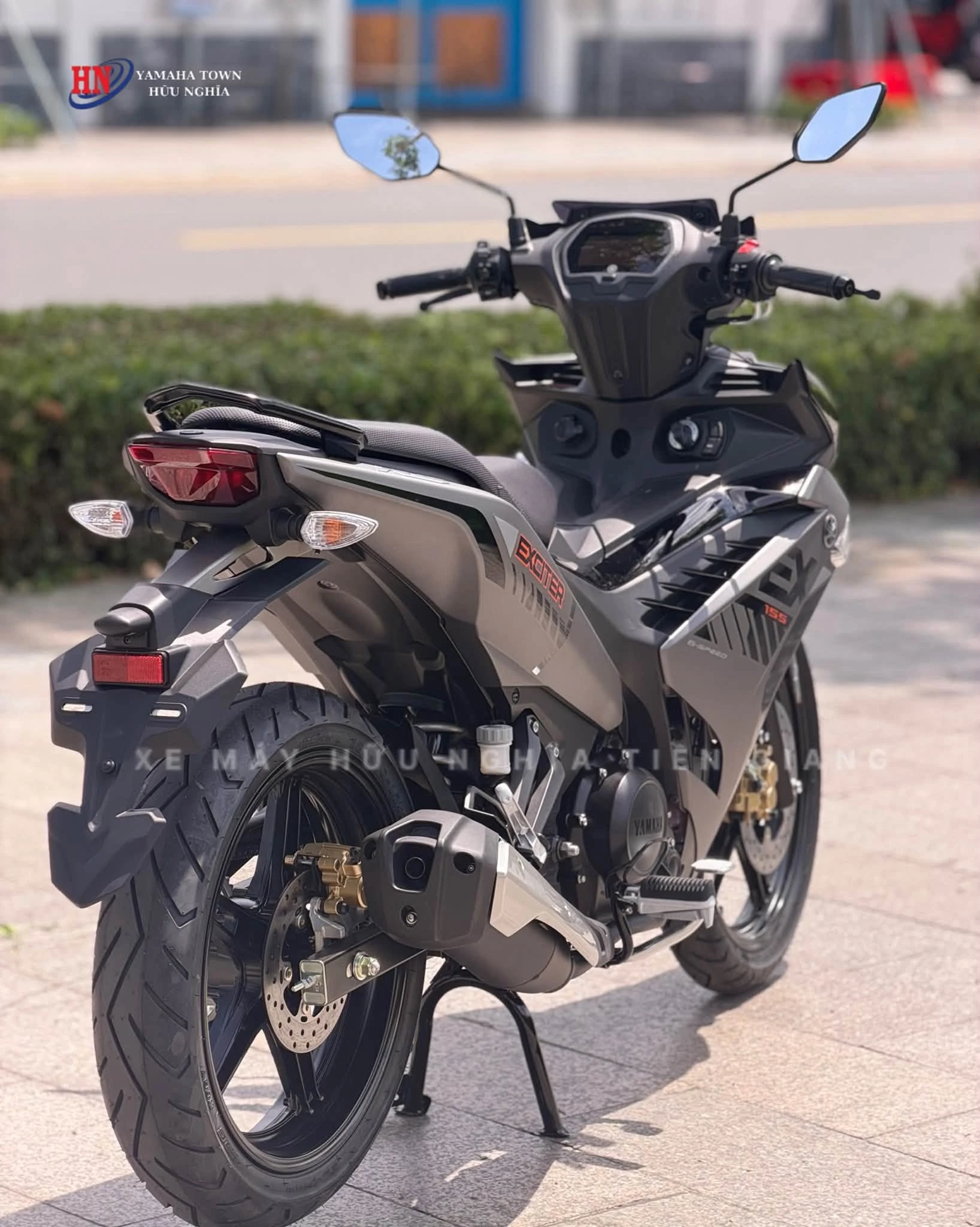 Yamaha Exciter 155 VVA 2026 màu xám nhám đang là một trong những lựa chọn đáng chú ý 3 Yamaha Exciter 155 VVA 2026 mau xam nham dang la mot trong nhung lua chon dang chu y 2