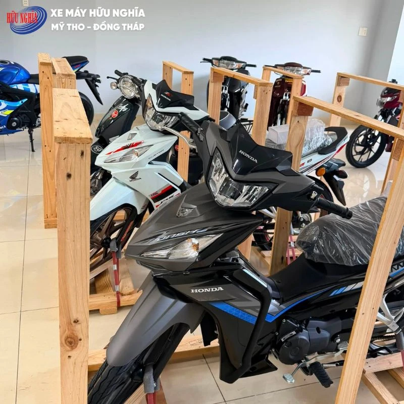 Flex nhẹ dàn siêu phẩm nhà Hữu Nghĩa 3, loạt các dòng xe nhập khẩu cao cấp 4 flex nhe dan sieu pham nha huu nghia 3 4