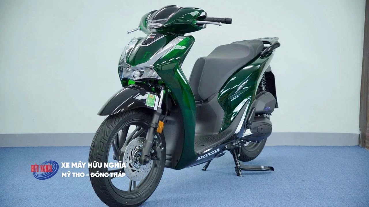 Vì sao SH Italy vẫn giữ sức hút sau nhiều năm? 2 Vì sao SH Italy vẫn giữ sức hút sau nhiều năm? Honda SH150i Vetro Green là minh chứng