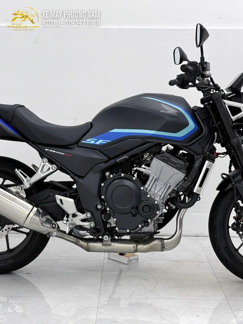 Honda CB500SF Super Four đang bán tại Xe Máy Phương Nam Cà Mau: mẫu mô tô tầm trung tạo được sự chú ý lớn