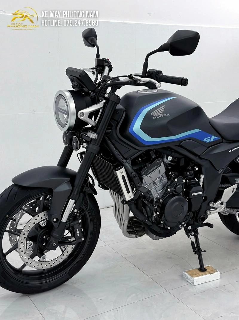 Honda CB500SF Super Four đang bán tại Xe Máy Phương Nam Cà Mau: mẫu mô tô tầm trung tạo được sự chú ý lớn