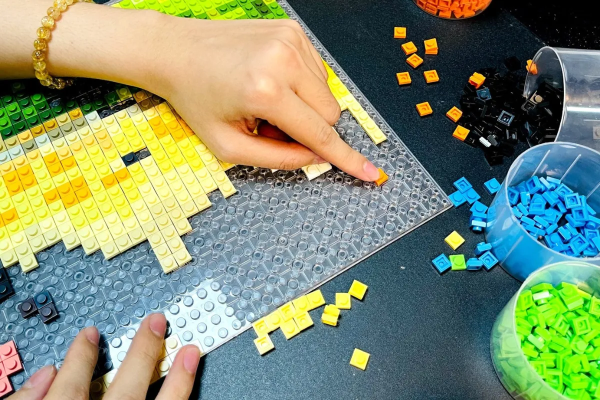 Cách lắp ráp Tranh Hạt Lego số hóa đơn giản