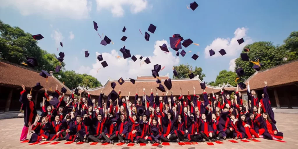 4 Concept chụp ảnh kỷ yếu đẹp - độc - lạ