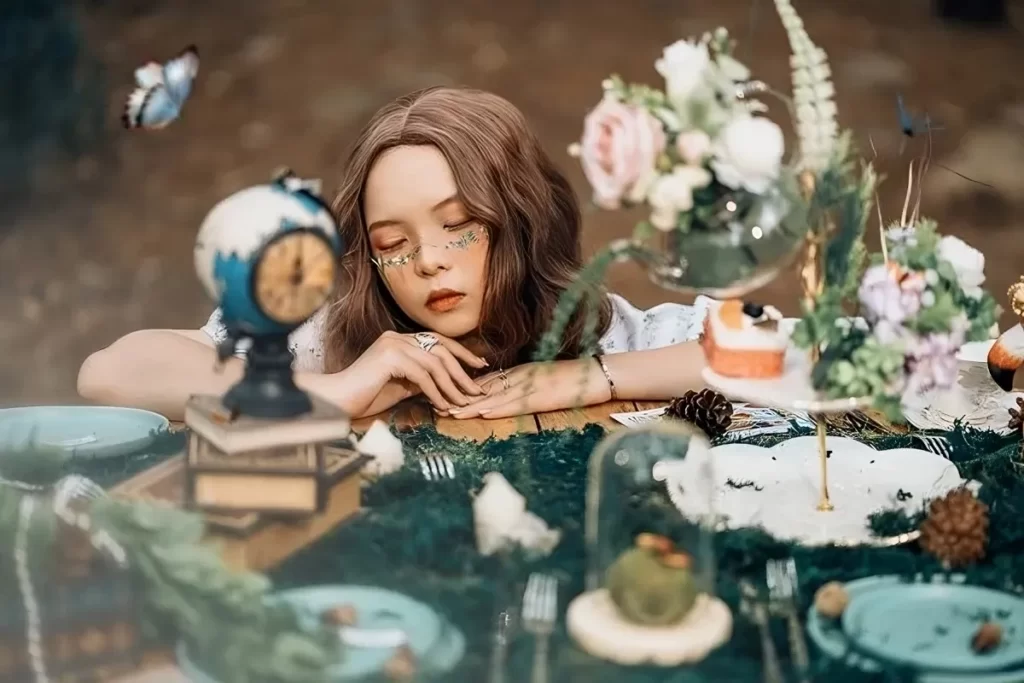 Ảnh kỷ yếu phong cách Wonderland lung linh (Nguồn: kyyeuphieustudio.vn)