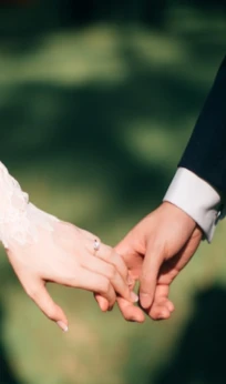 Alohamedia - Khoảnh khắc hạnh phúc ngày cưới