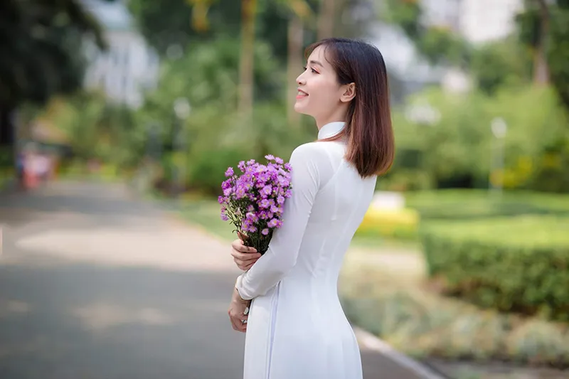 Những cách tạo dáng chụp ảnh kỷ yếu cho học sinh đẹp nhất