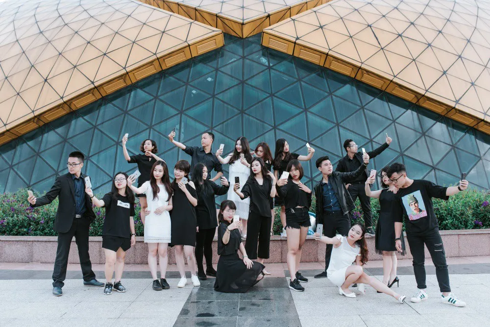 Chụp kỷ yếu photobook kèm du lịch