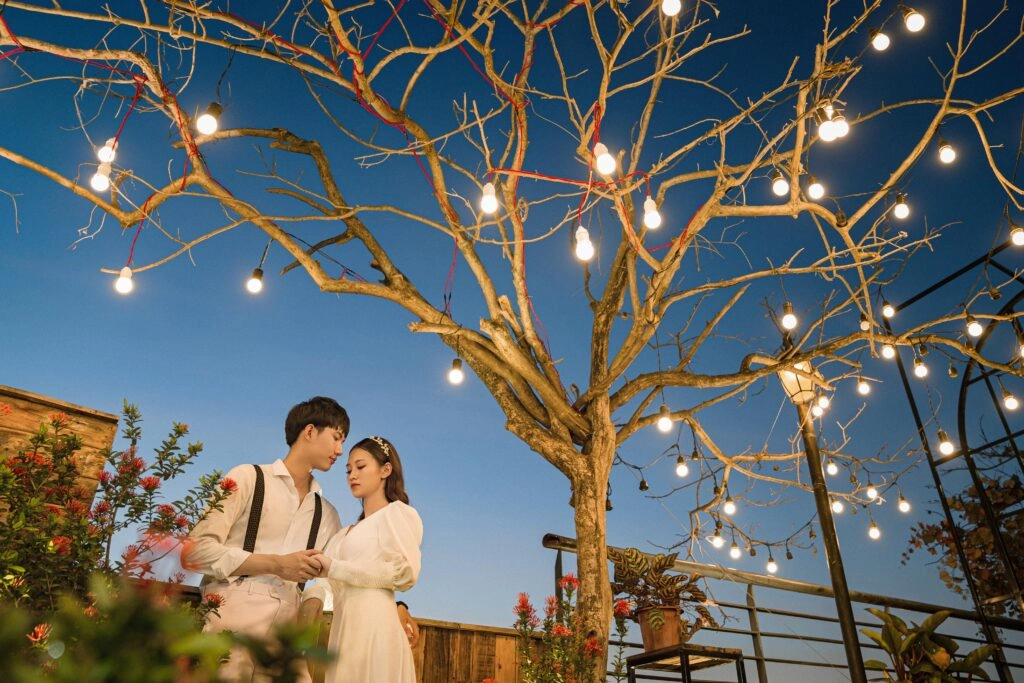 Chụp ảnh cưới phong cách