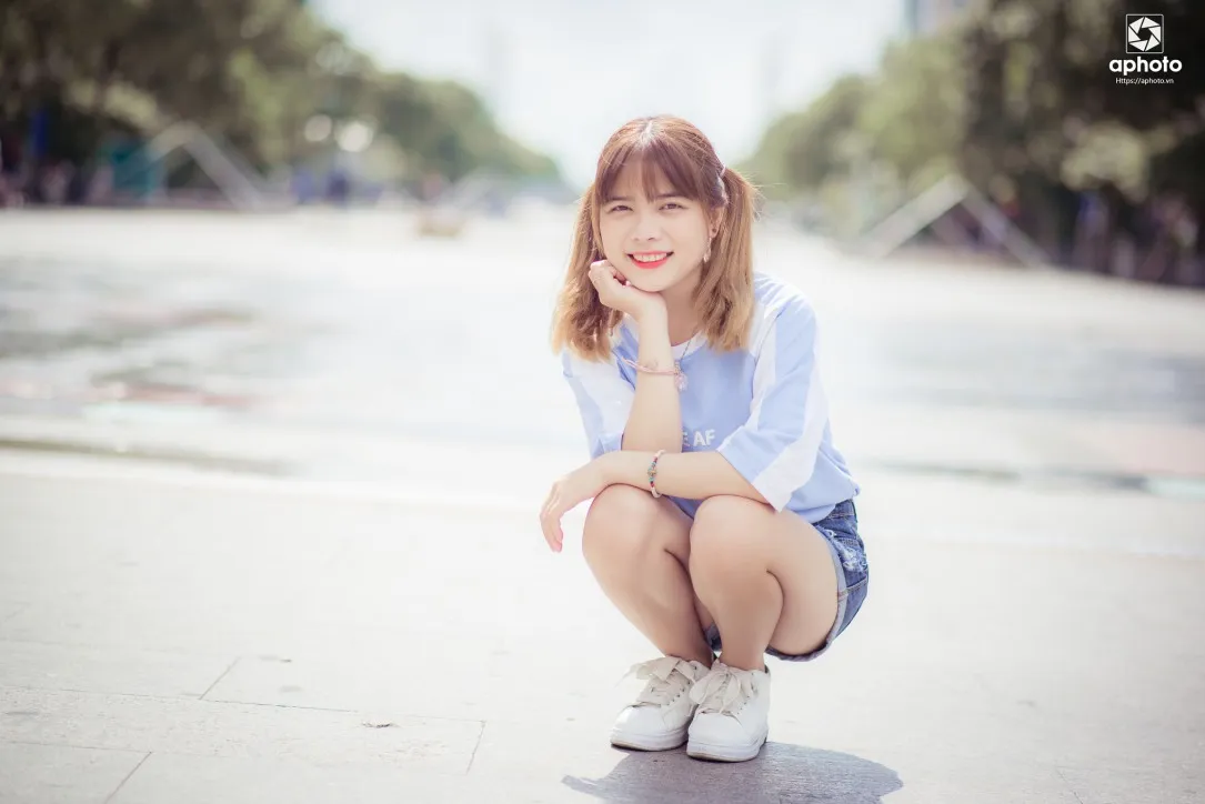 Tạo dáng với tư thế ngồi xổm