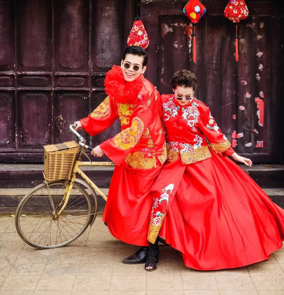 Chụp ảnh cưới theo phong cách Trung Hoa với sự lãng mạn và sự sang trọng. (Nguồn: Internet)