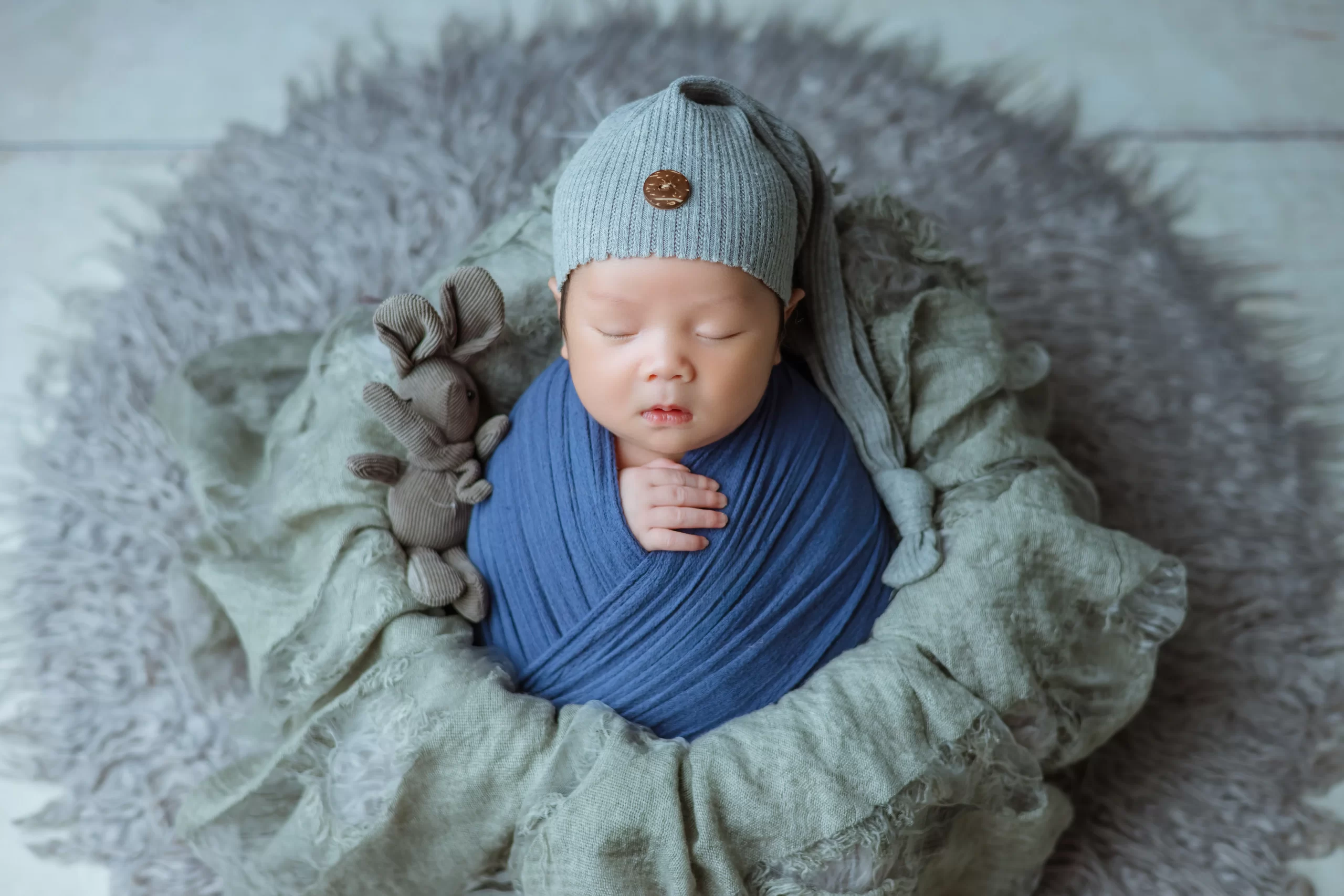 Những bức ảnh bé sơ sinh chính là những tấm thước đo tinh tế của thời gian và tình yêu