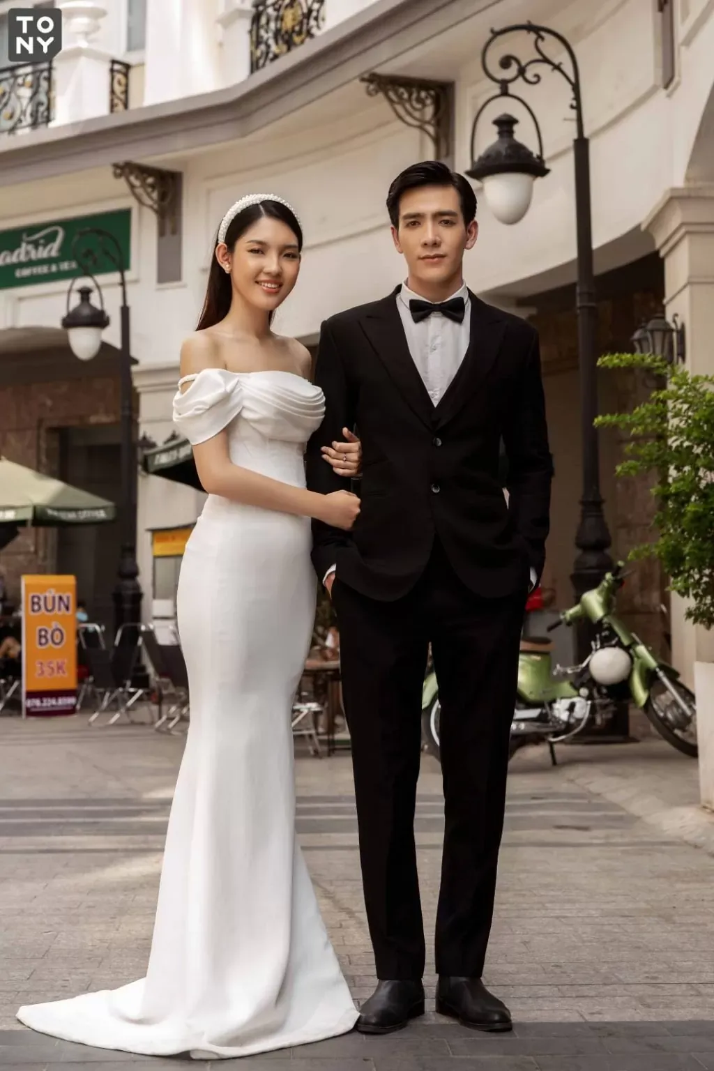 Váy cưới Mermaid mang đến vẻ quyến rũ và lôi cuốn đặc trưng (Nguồn: Tony Wedding)