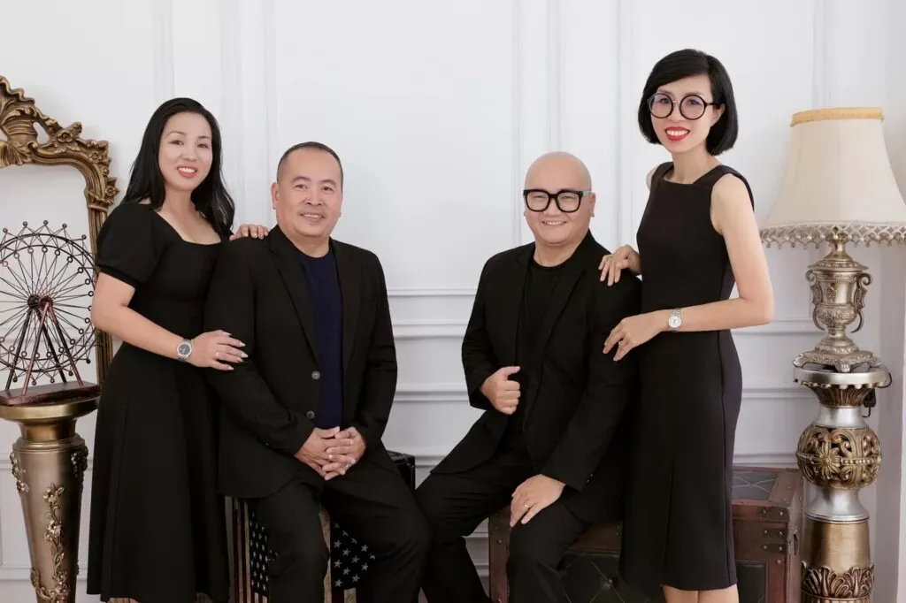 Ý tưởng chụp ảnh gia đình phong cách truyền thống