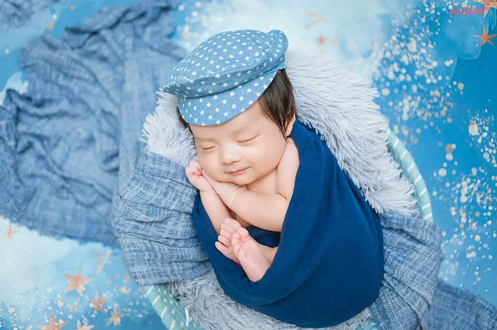 Lựa chọn trang phục phù hợp là một phần quan trọng trong quá trình chụp ảnh tại nhà