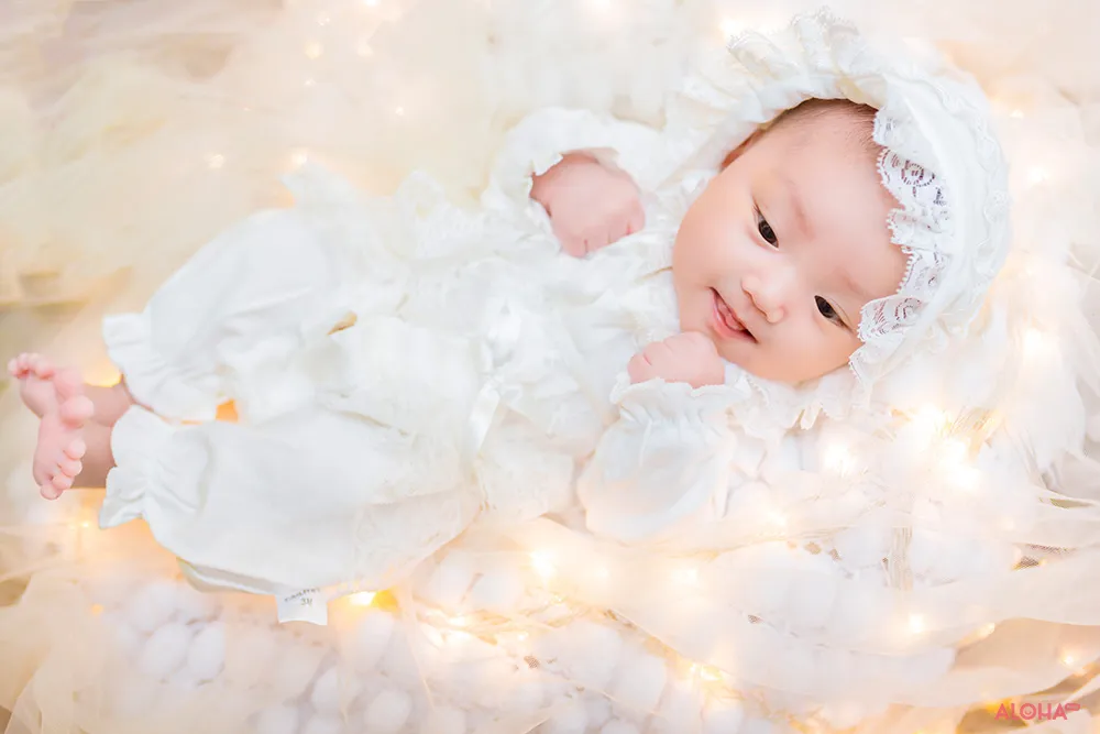 Khi chụp ảnh cho bé, yếu tố khiến bức ảnh trở nên lung linh và đẹp không thể thiếu chính là ánh sáng