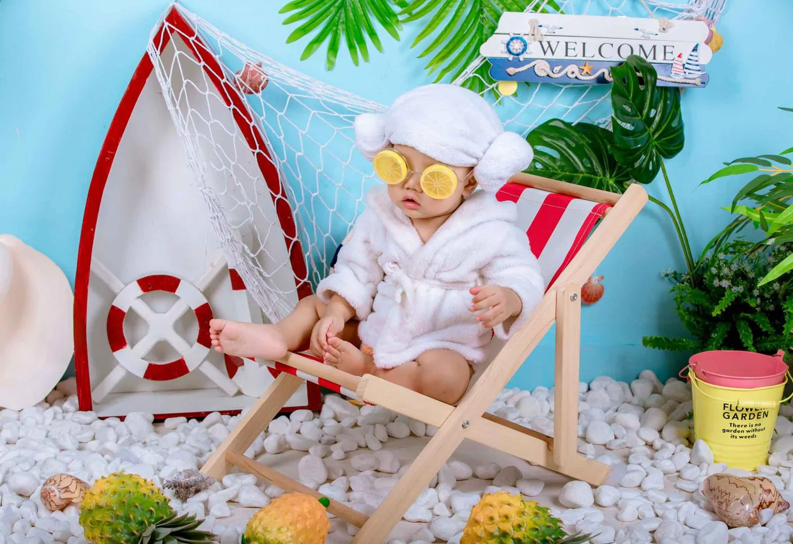 Tạo dáng với kính mắt