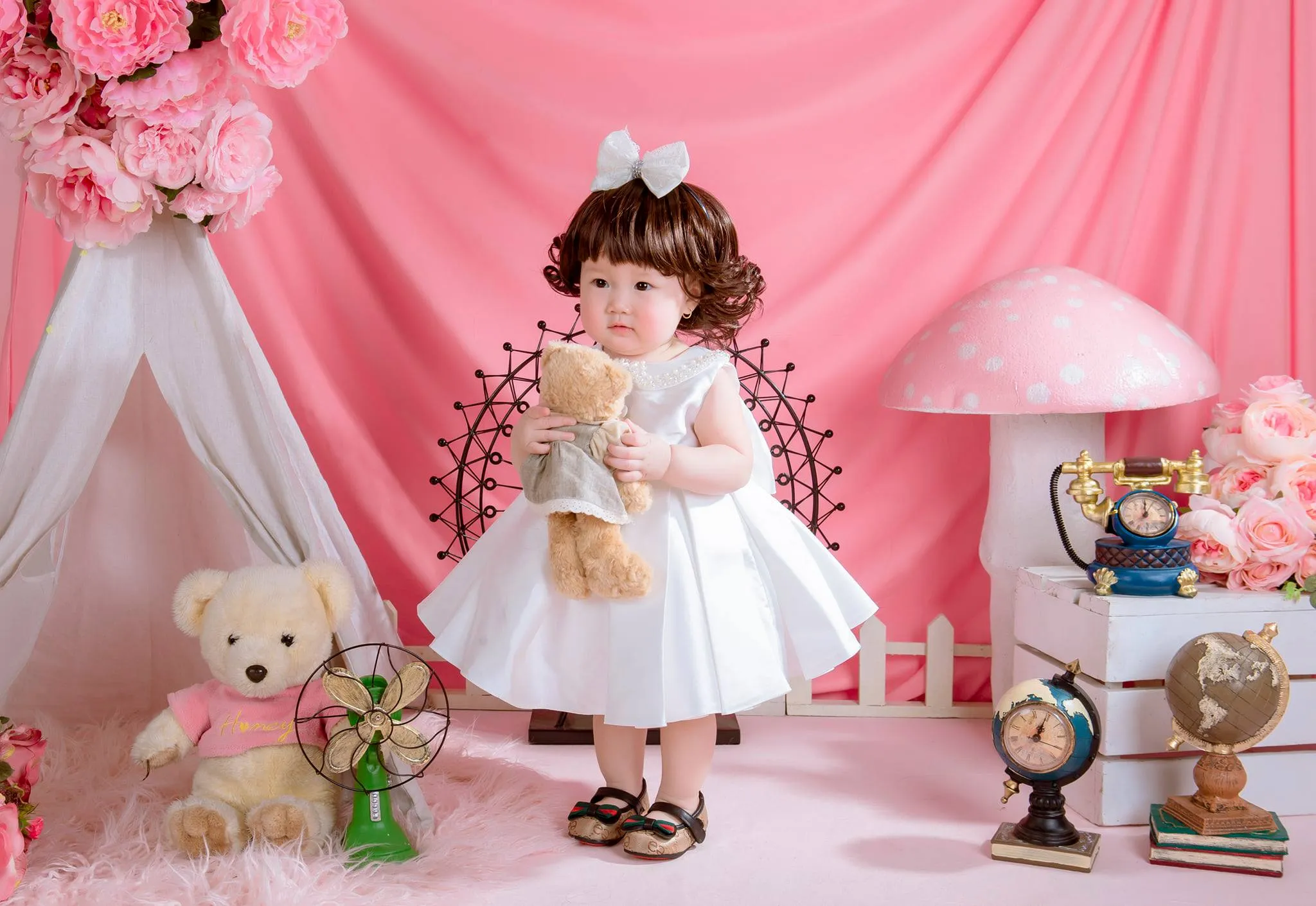 Ý tưởng chụp ảnh thôi nôi cho bé gái phong cách công chúa nhỏ