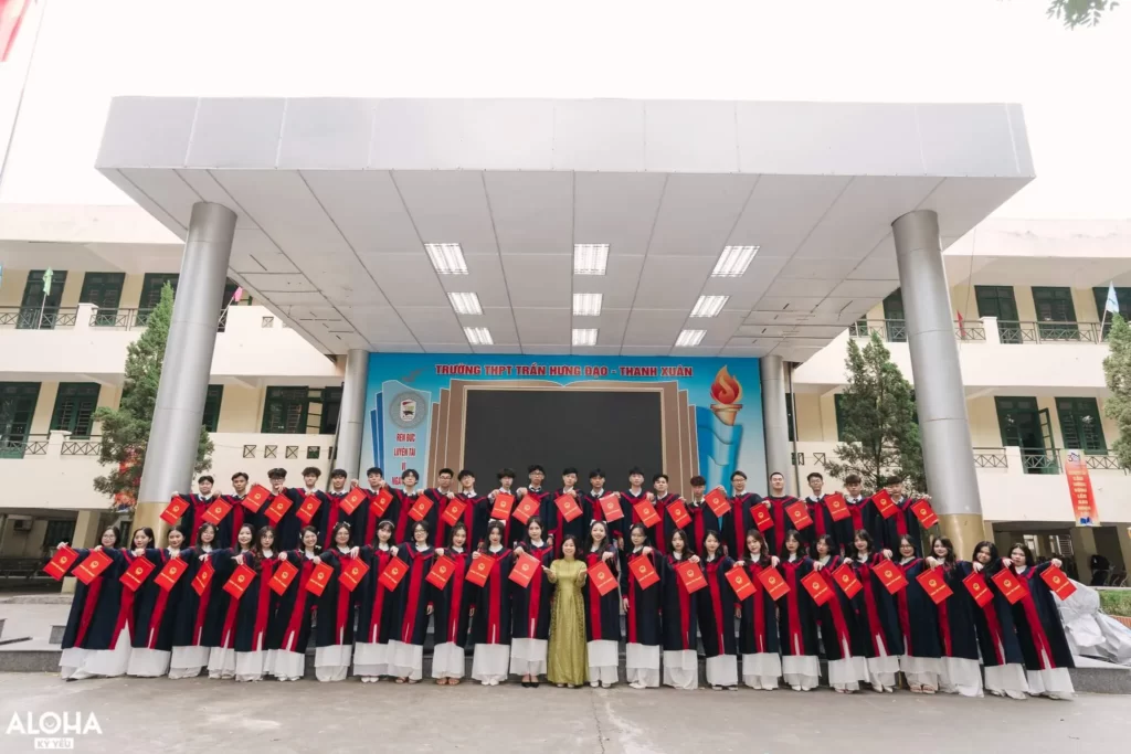 Chụp ảnh kỷ yếu là gì? Nên chụp kỷ yếu vào thời gian nào? (Nguồn: Aloha Media)