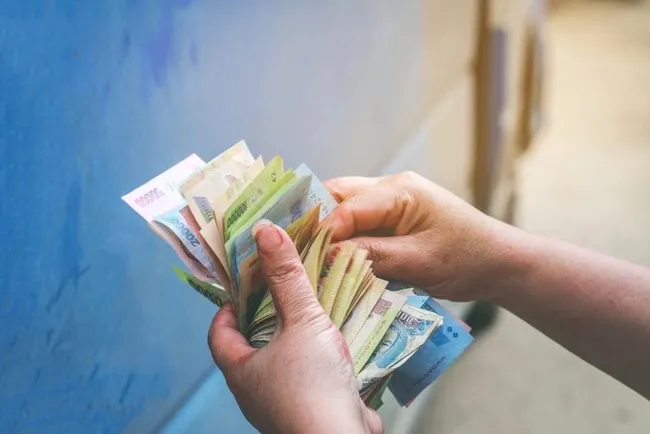 Thanh toán nợ nần của năm trước