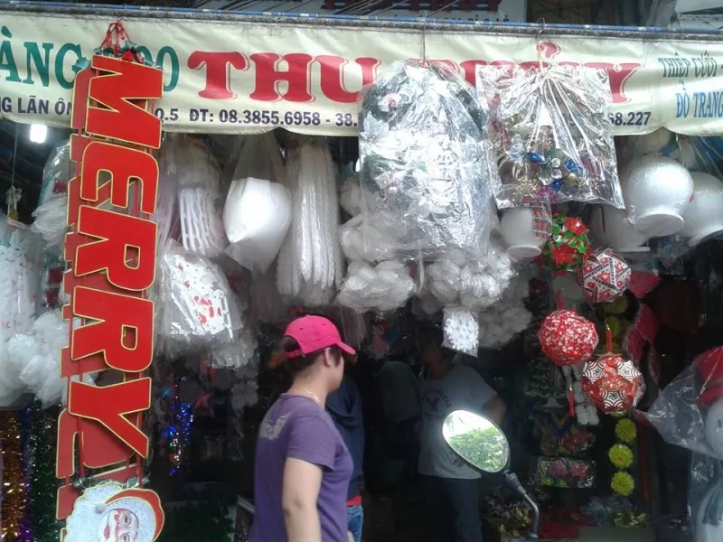 Cửa hàng Thu Thủy luôn là địa điểm lý tưởng cho những người yêu thích sự đa dạng và độc đáo