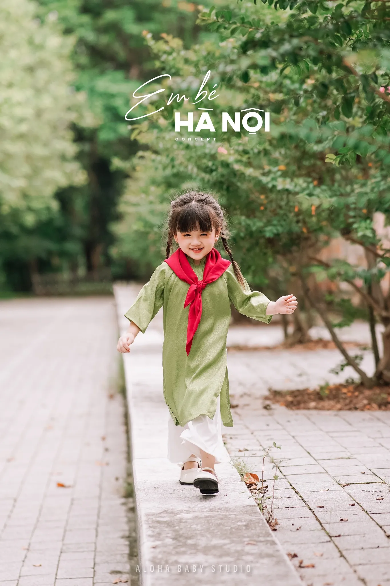 Trang phục dân tộc cách điệu