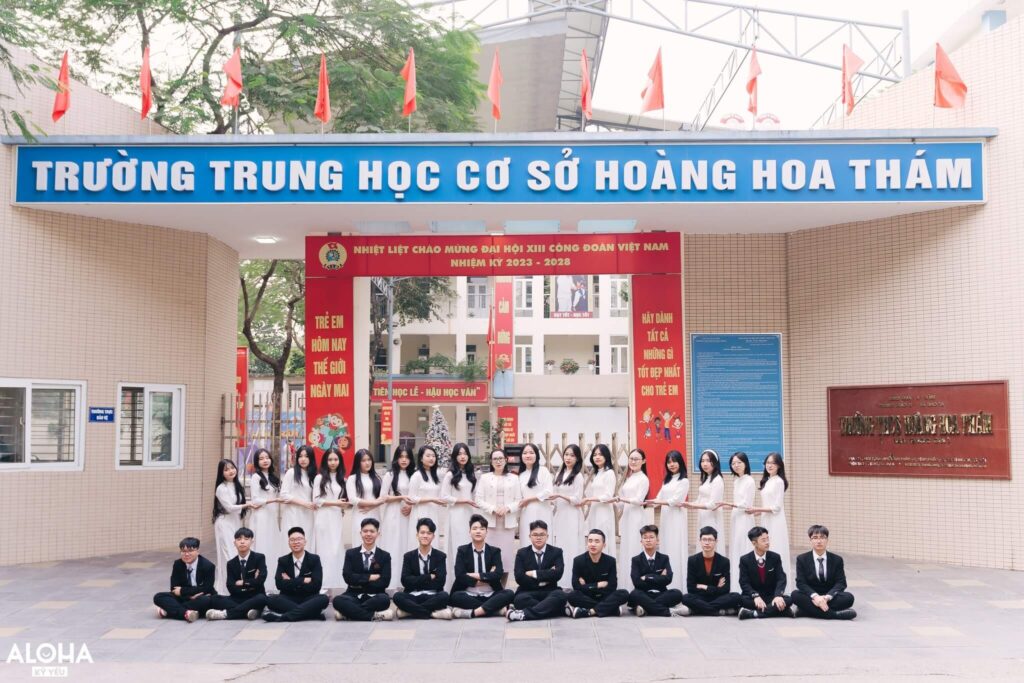Gợi ý chụp ảnh kỷ yếu cấp 2 sang xịn mịn dành cho học sinh hot nhất 2024. (Nguồn: Aloha Media)