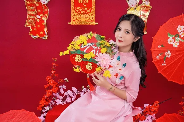 Các lưu ý khi tạo dáng chụp ảnh áo dài Tết