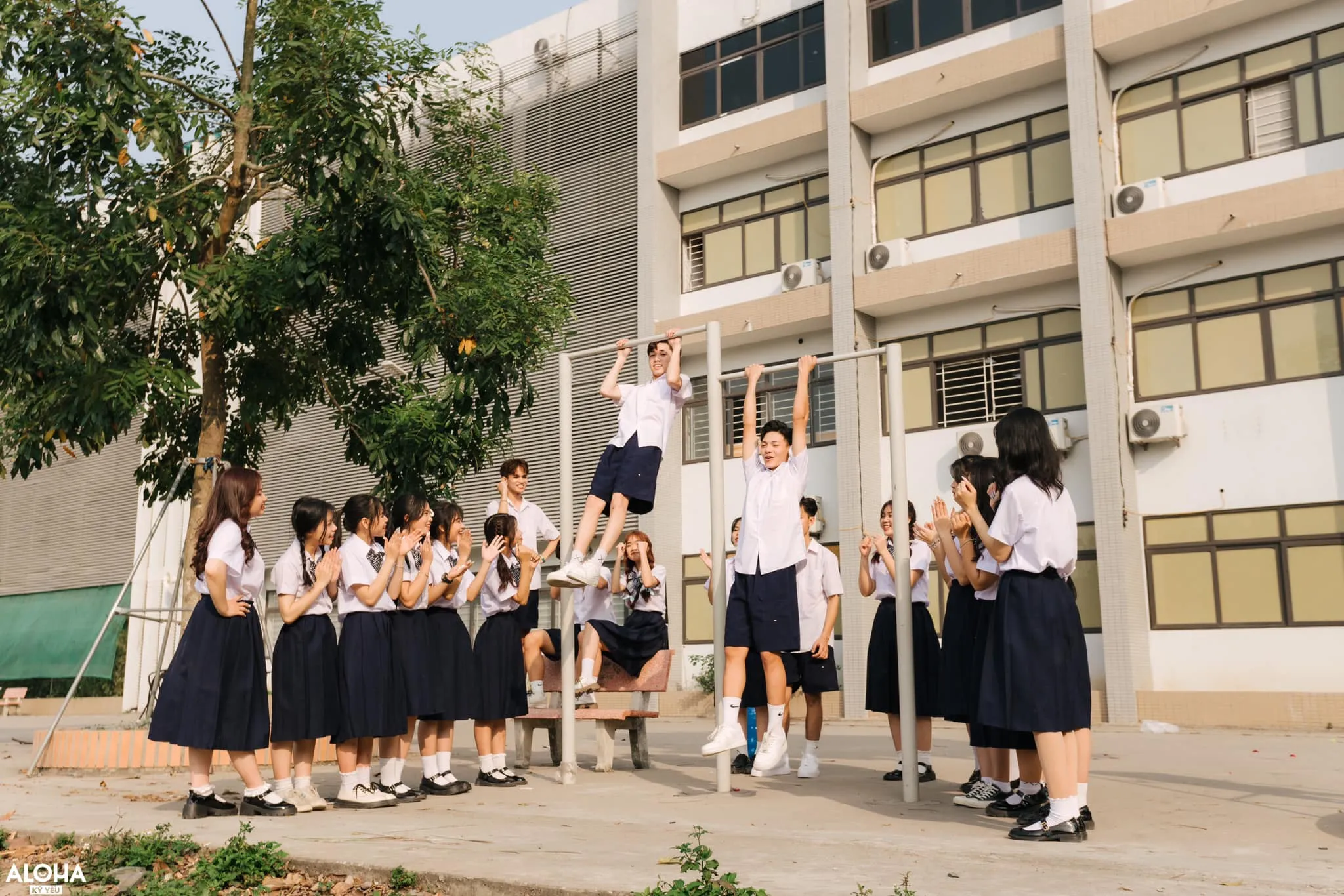 Top 8 Concept chụp ảnh kỷ yếu học sinh cấp 3 độc đáo, ý nghĩa