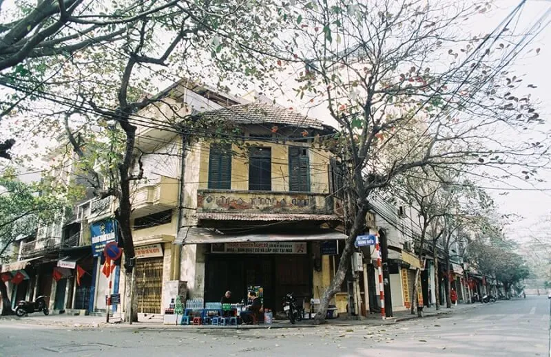 Top 12 địa điểm chụp ảnh Tết đẹp nhất tại Hà Nội. (Nguồn: Internet)