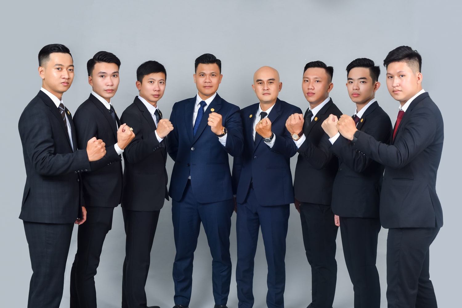 Concept chụp ảnh tập thể công ty chuyên nghiệp